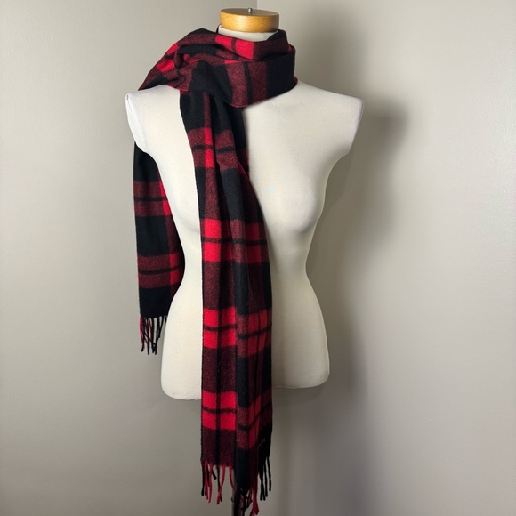 COACH Wool & Cashmere Plaid Winter Tasseled Wrap Scarf RED-BLACK / 12” W x 70” L - Picture 9 of 10